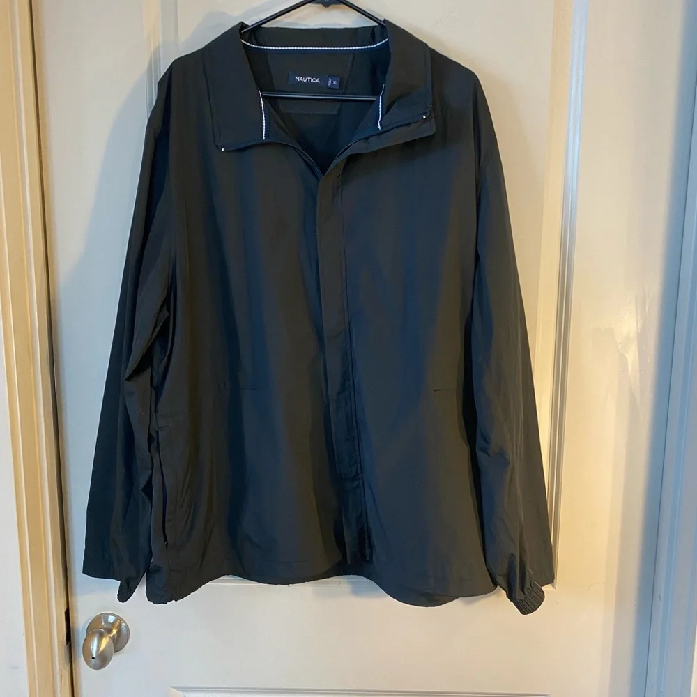 Nautica Black Zip up Windbreaker Jacket, size XL - Picture 10 of 11